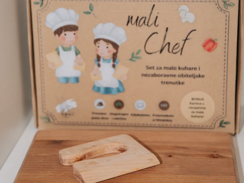 Kuharski set Mali Chef – personalizirani drveni set za djecu