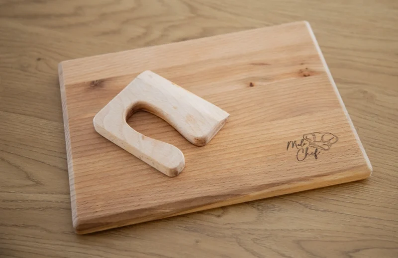 image00021 Kuharski set Mali Chef – personalizirani drveni set za djecu