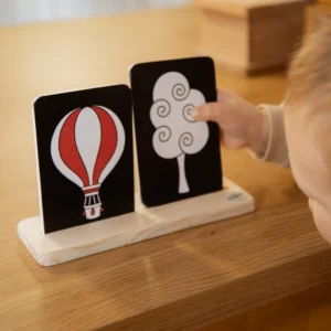 image00035 Senzorne kontrastne kartice – personalizirani set za novorođenčad